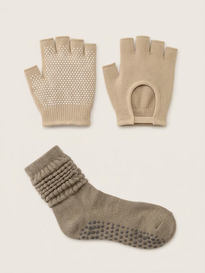 Starter Set in Oat: one pair of oat SoftGrip half-finger gloves and one oat Scrunch grip sock