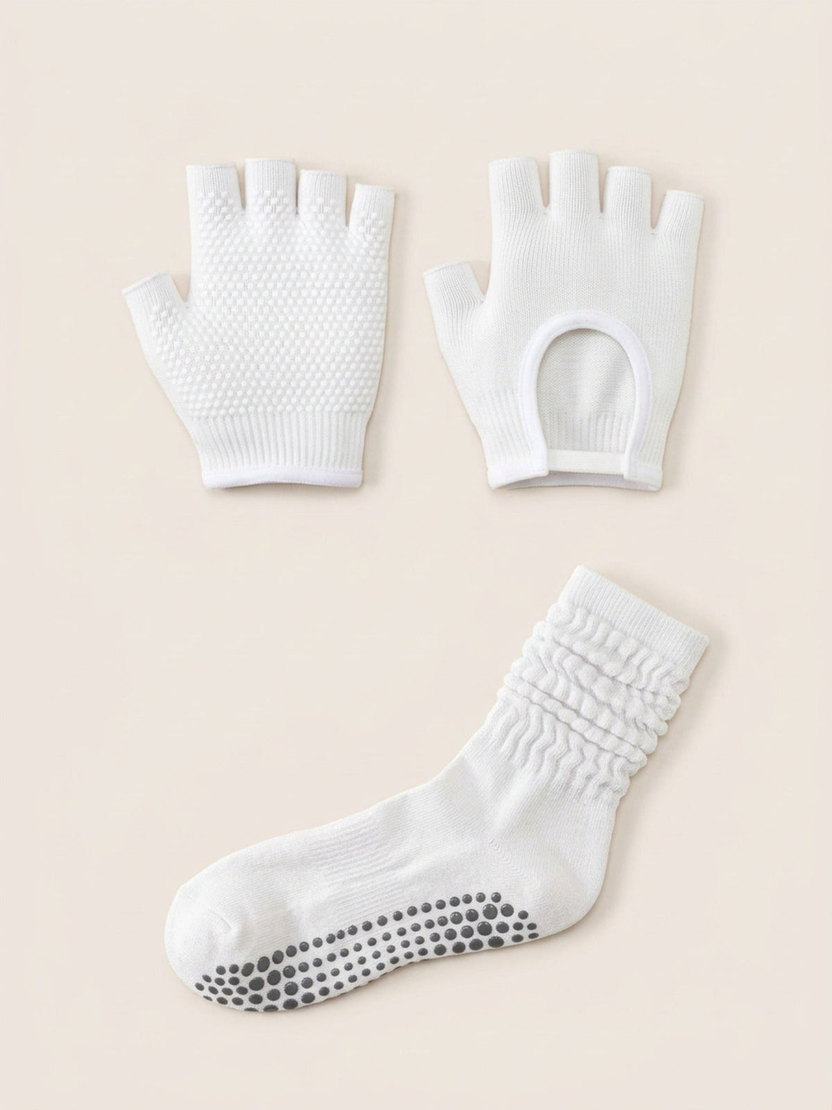 Starter Set in White: one pair of white SoftGrip half-finger gloves and one white Scrunch grip sock